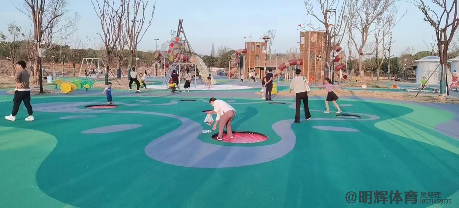 林周公园跑道是用什么材料做成的